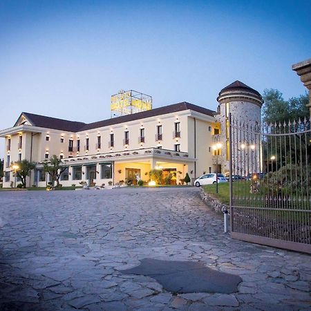 Bel Sito Hotel Due Torri Manocalzati Zewnętrze zdjęcie