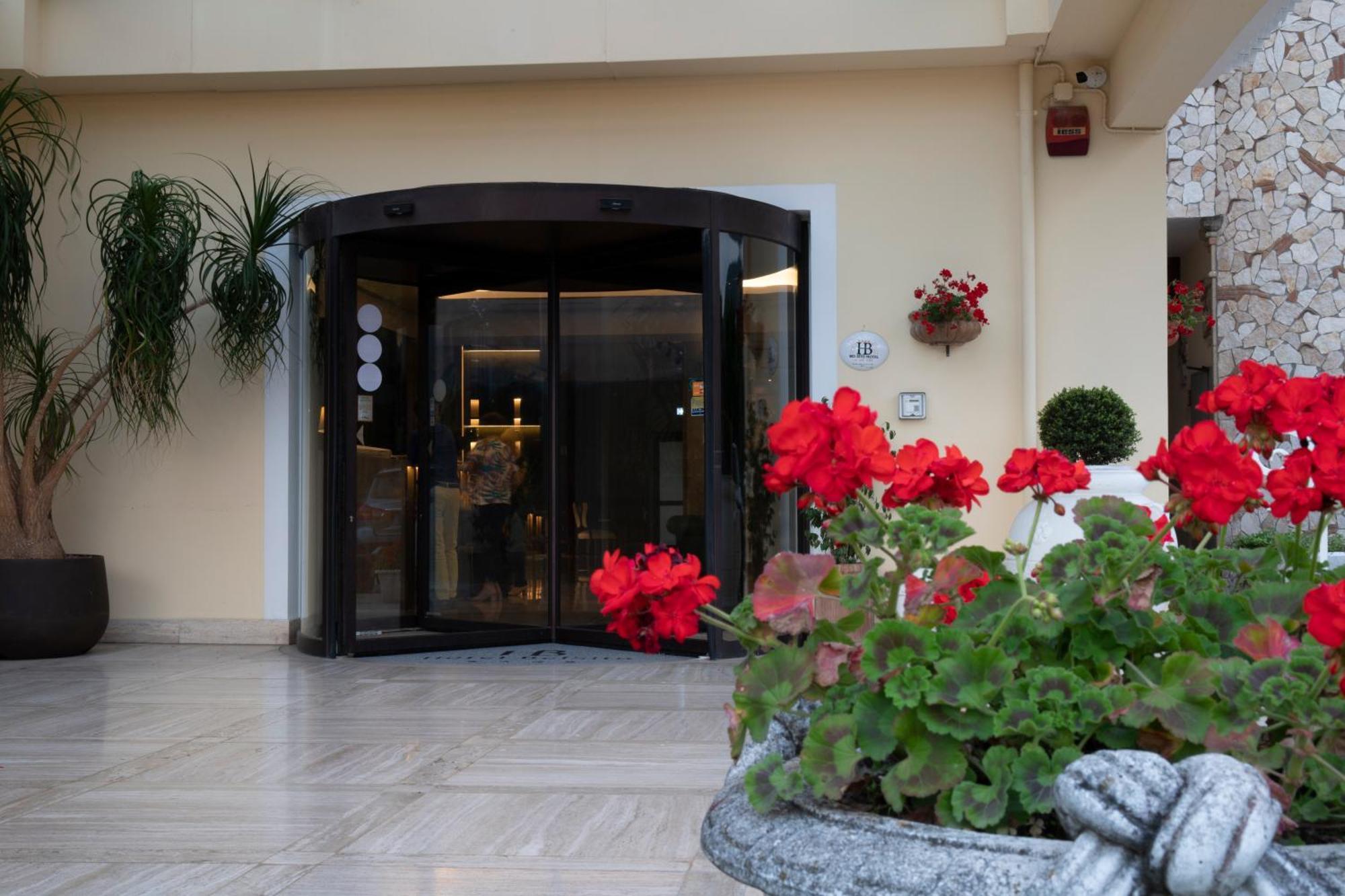 Bel Sito Hotel Due Torri Manocalzati Zewnętrze zdjęcie